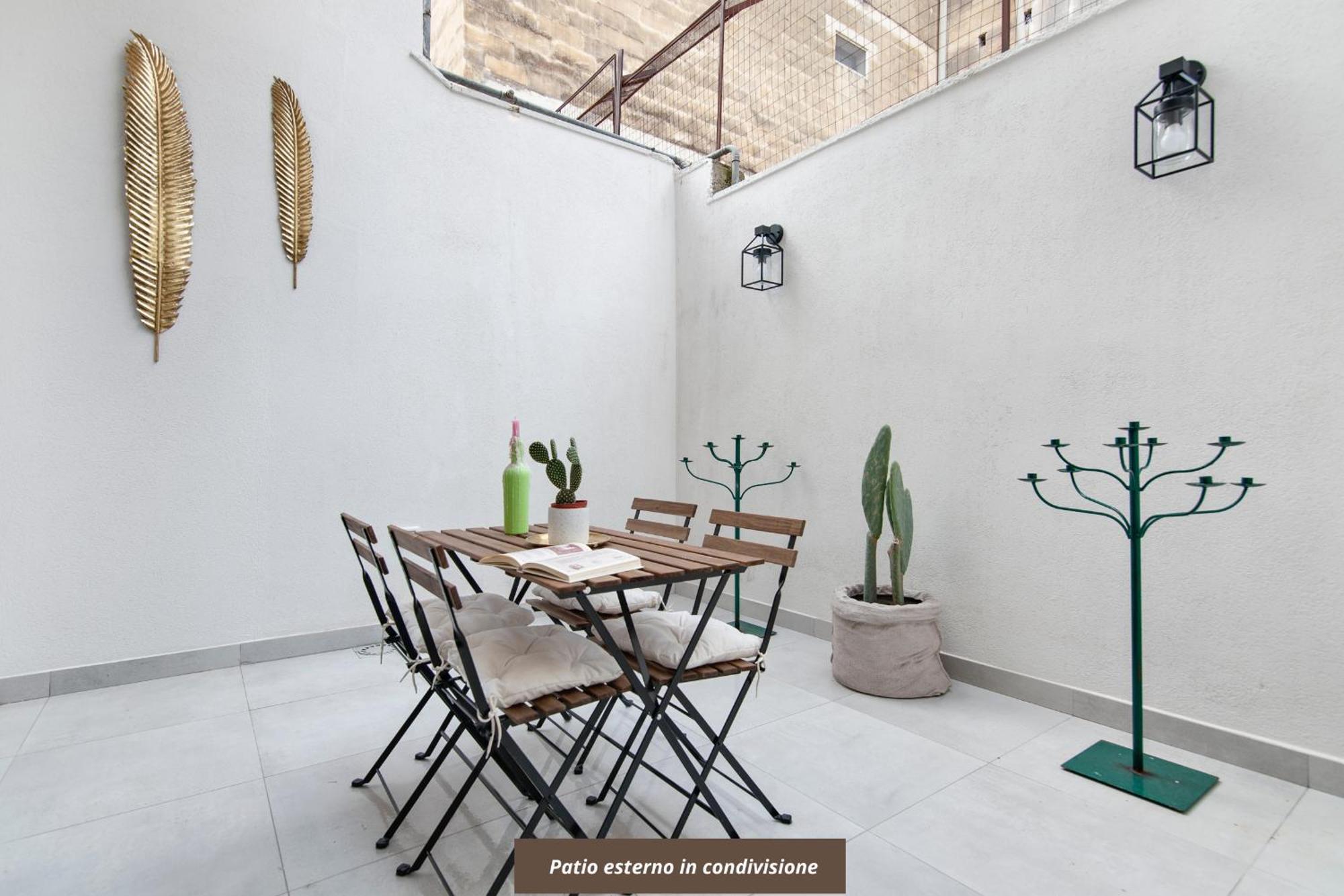La Galla House - Sit Rooms Lecce Dış mekan fotoğraf